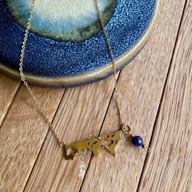 Mapa świata z lapis lazuli - naszyjnik, łańcuszek z kamieniem