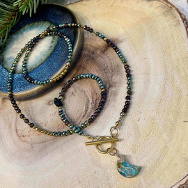 Kamień Siły, Odporności i Pewności siebie - Naszyjnik z hematytów + księżyc z kamienia TURKUS