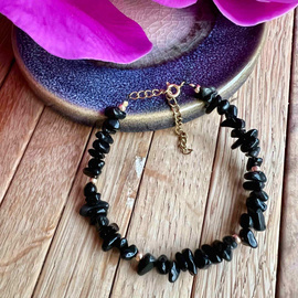 Zapinana bransoletka z czarnych onyksów, bransoletka z kamieni naturlanych