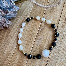 Zaufanie&Obfitość&Spokój&Ochrona - Spinel, Onyks, Perła, Hematyt - ręczenie robiona bransoletka z kamieni naturalnych