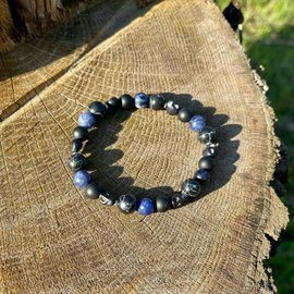 Howlit, sodalit matowy onyks - męska bransoletka z kamieni naturalnych