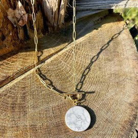 Biały howlit - mądrość wiedza intuicja - naszyjnik, łańcuszek z kamieniem