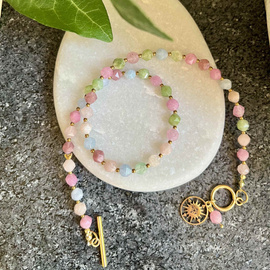 Jadeit turmalinowy - Szczęście, życzliwość, inteligencja, pastelowy, delikatny i bardzo kobiecy ręcznie robiony naszyjnik z kamieni naturalnych