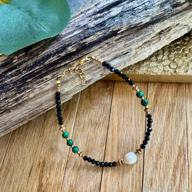 Ochronna bransoletka malachit, onyks, perła, hematyt