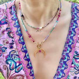 Lunula - Talizman, Moc Kobiety, Delikatność, Kobiecość i Siła - ręcznie robiony naszyjnik z kamieni naturalnych